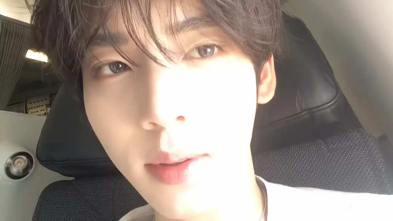 我靠欧巴  专栏 · 全世界你最可爱 ᙏ̤ ᙏ̤̫