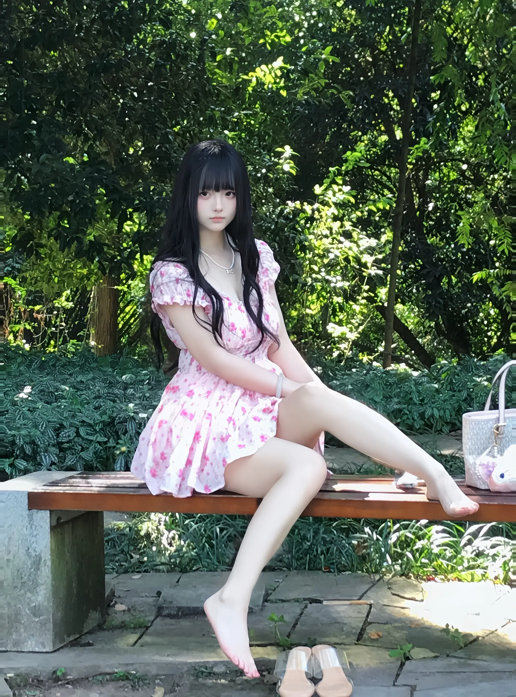 如果我能化成你的影子就好了。从你出生的那一刻就黏在你脚边，你去哪我去哪...