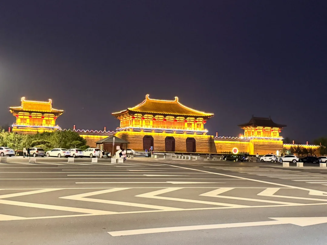 洛阳的小天安门，定鼎门