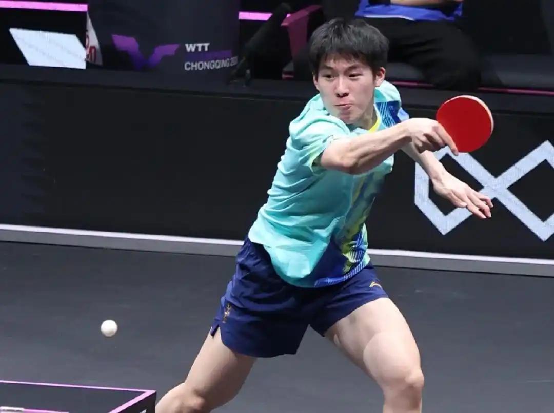 直播间里的球迷是真贴心，隔空喊话大藤沙月和佐藤瞳：打满七局含金量高呢！拼久点！其