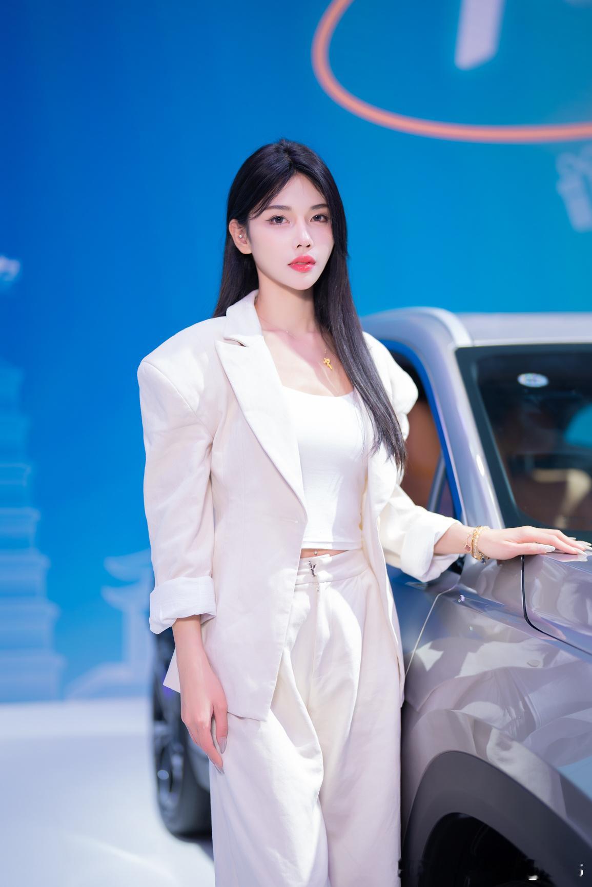 聆听猎人的车展日记猎人在东莞车展猎人与车展 2025 国庆东莞车展合集4想把图片