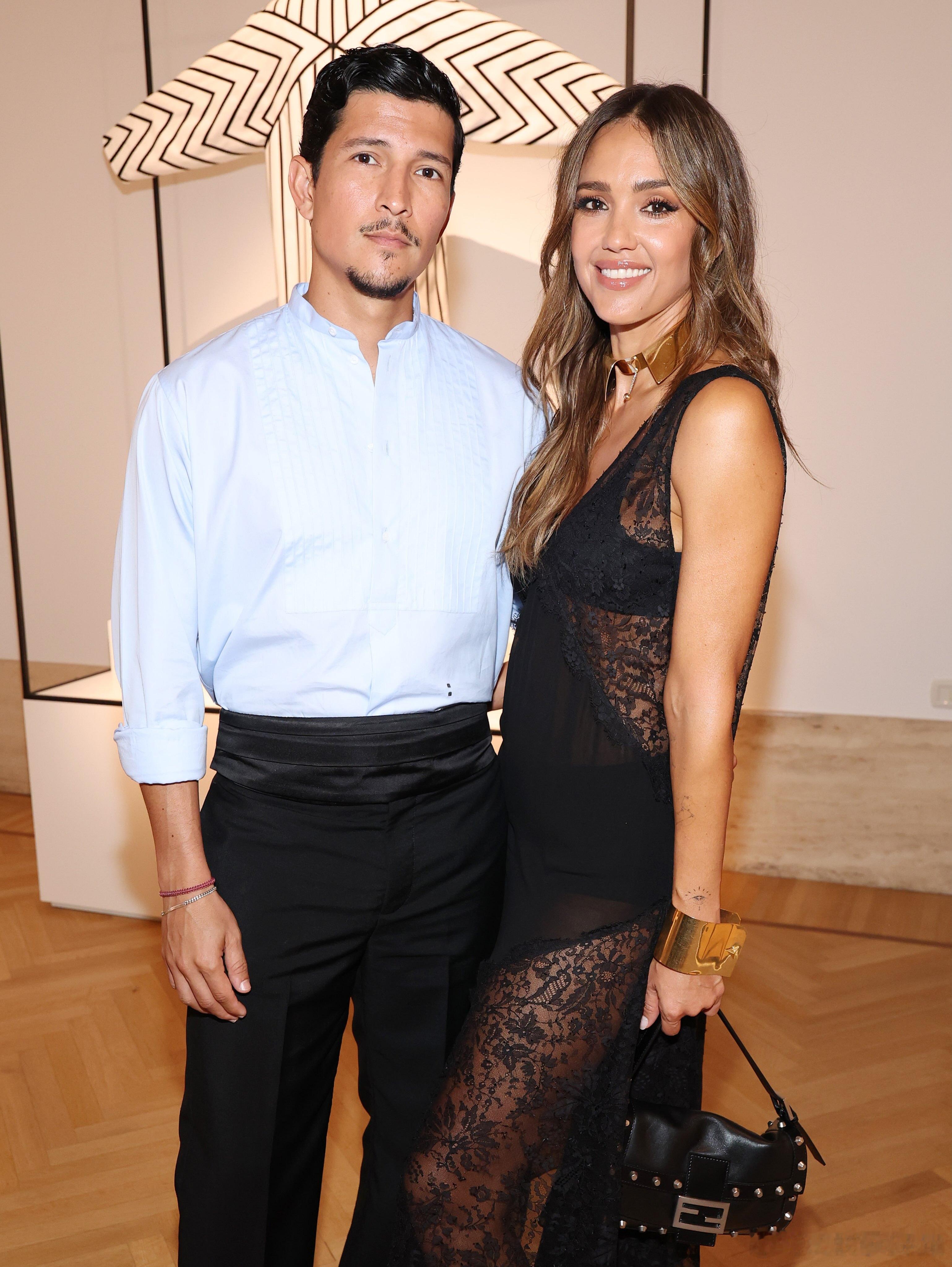 jessica alba杰西卡阿尔芭和男友Danny Ramirez在罗马出席观
