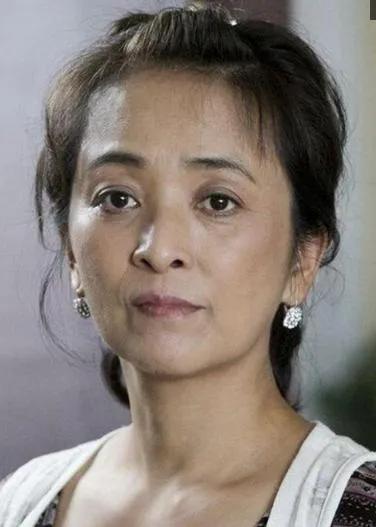 一婚嫁日本人，二婚美国icon、三婚法国icon，就是不嫁中国的她，现状如何。 