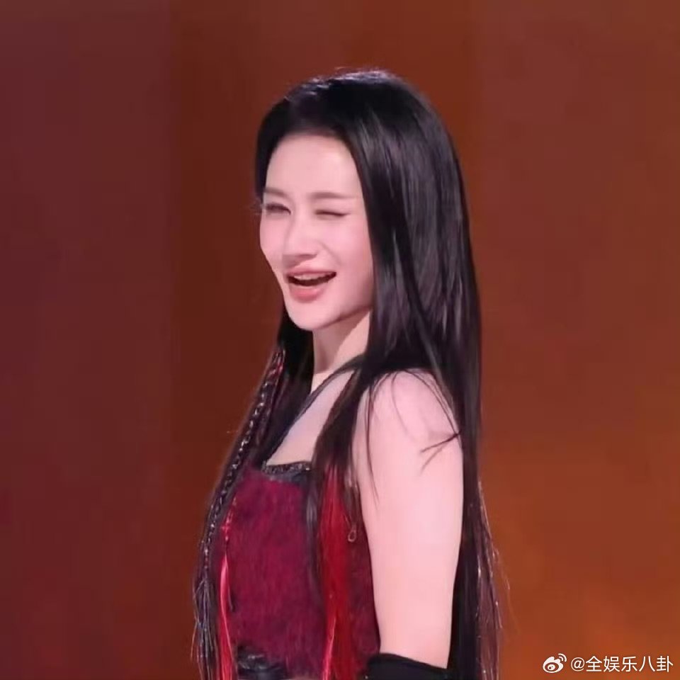 李兰迪回应何宣林wink乘风2026双向奔赴太美好！李兰迪暖心回应wink，愿两