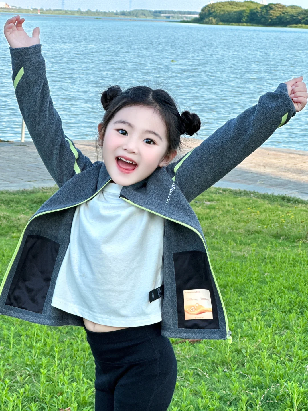 四岁多穿衣服太挑剔，只穿自己喜欢的✌️