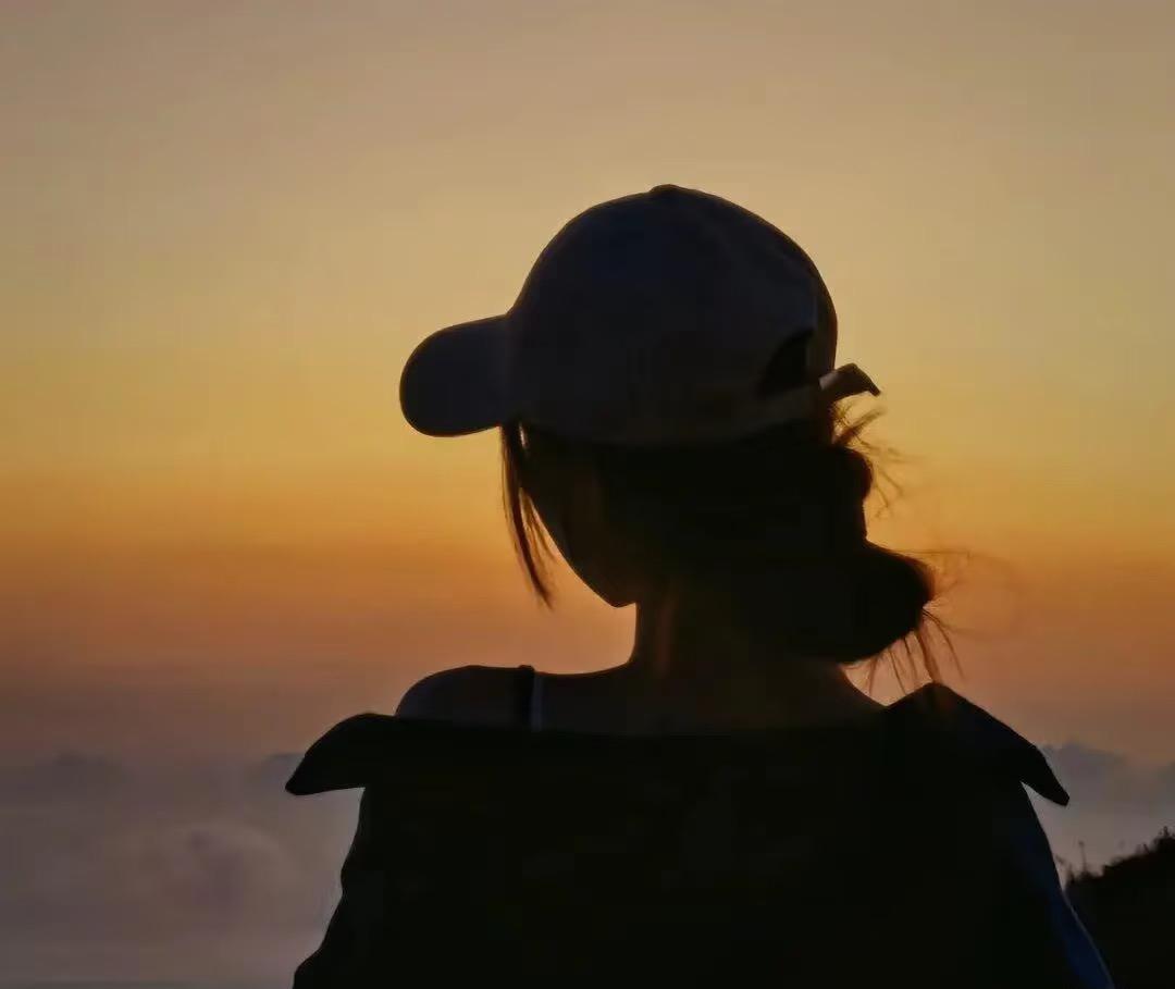 一个制造家务的人，会使人感到疲惫  、心烦、焦虑