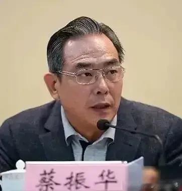 [[赞][玫瑰]蔡振华一一足协污水中的一股清流[玫瑰][赞]]
       足