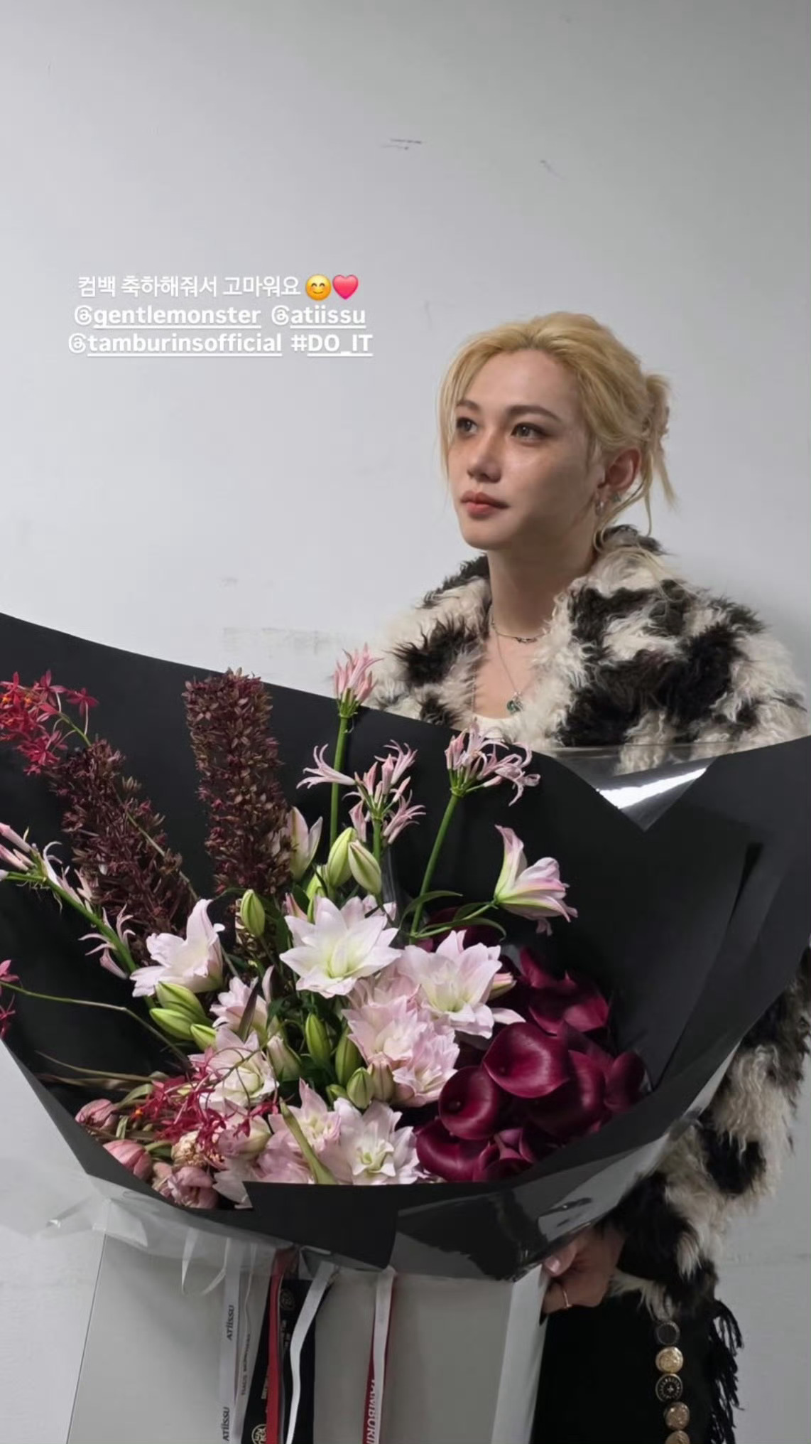 可以把广抬上来了 