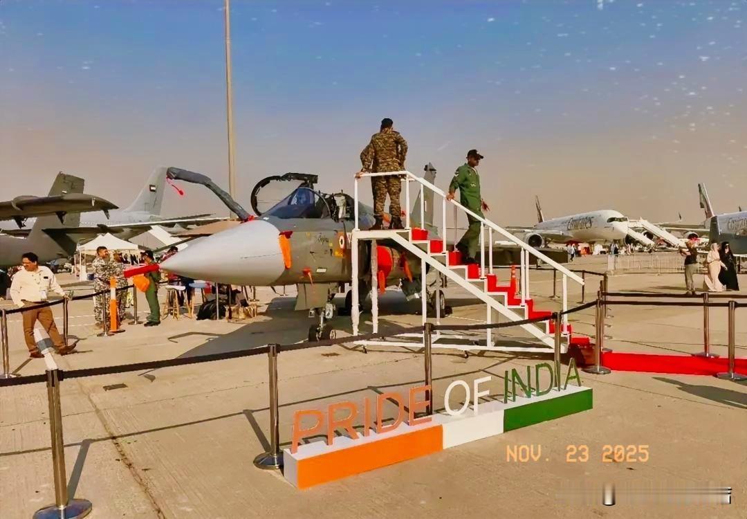 印媒：印度赢麻了！

印度在迪拜的光辉战机坠毁，惹得全球军迷一片嘲讽声！没想到印