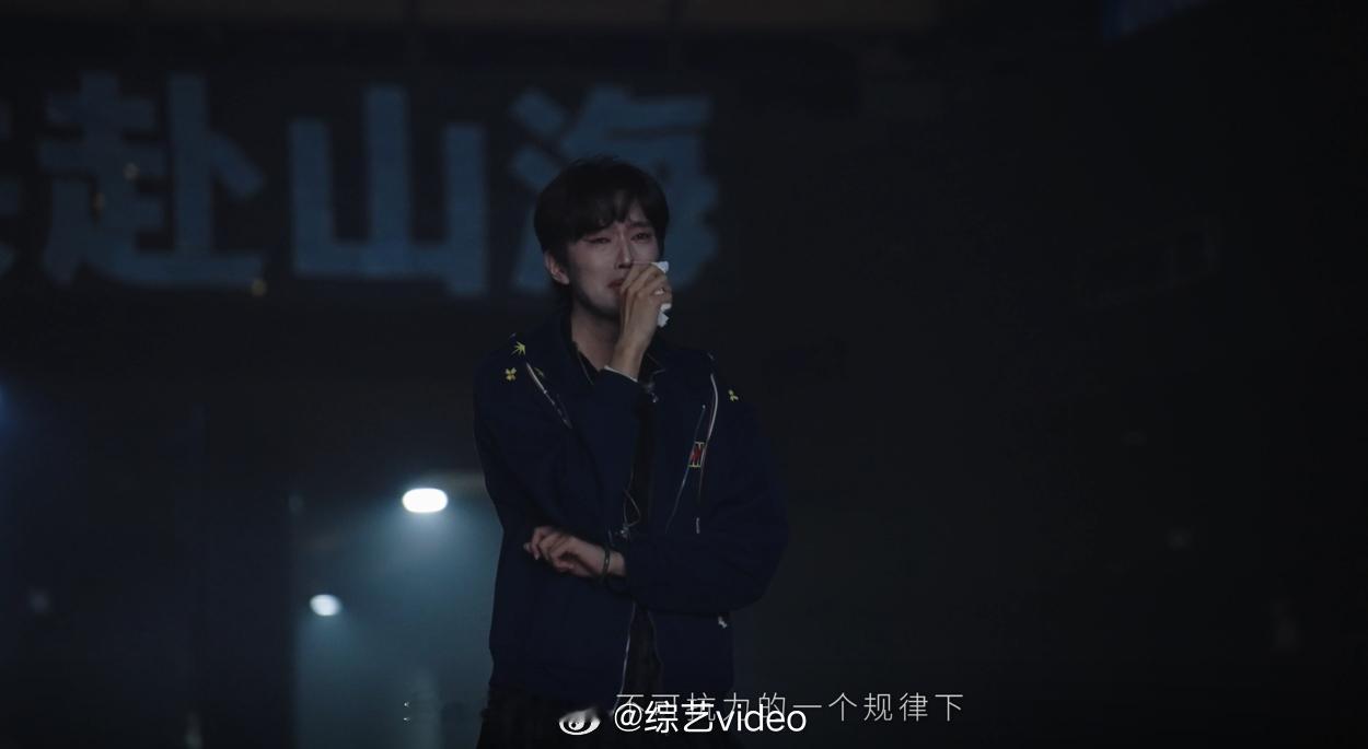 王敬轩舞台好用心准备、王敬轩粉丝这下舒服了不断创新舞台形式拒绝原地踏步，每一次登