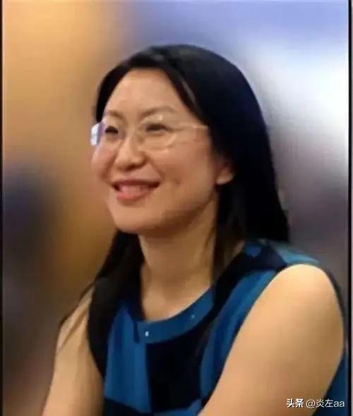 “你要是能怀孕，我们就结婚！”2006年，69岁英国亿万富豪恋上33岁中国姑娘，