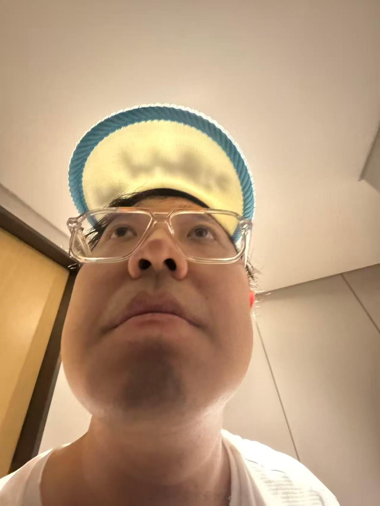 八仙子集体丑照 “喜人”八仙子成团一周年，丑照来袭，咱的包袱呢？ 