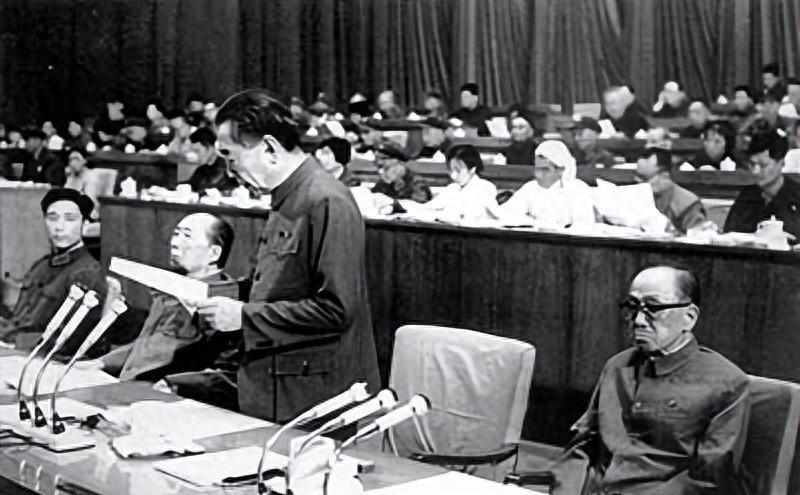 1973年十大召开在即，周总理推荐一人担任副主席，毛主席经过考虑后表示同意任职！
