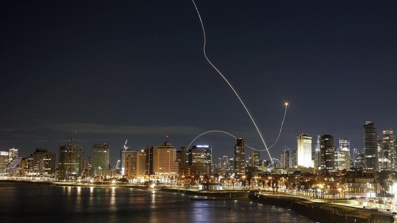 伊朗总统：伊朗将被迫对任何国家的袭击做出回应

俄罗斯卫星通讯社 2026年3月