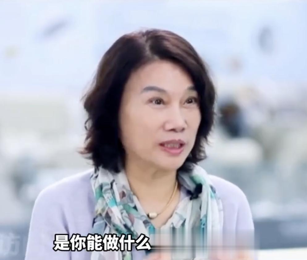 【董明珠称不招只想要多少工资的，希望年轻人知道自己能干什么】
据梨视频报道，在8
