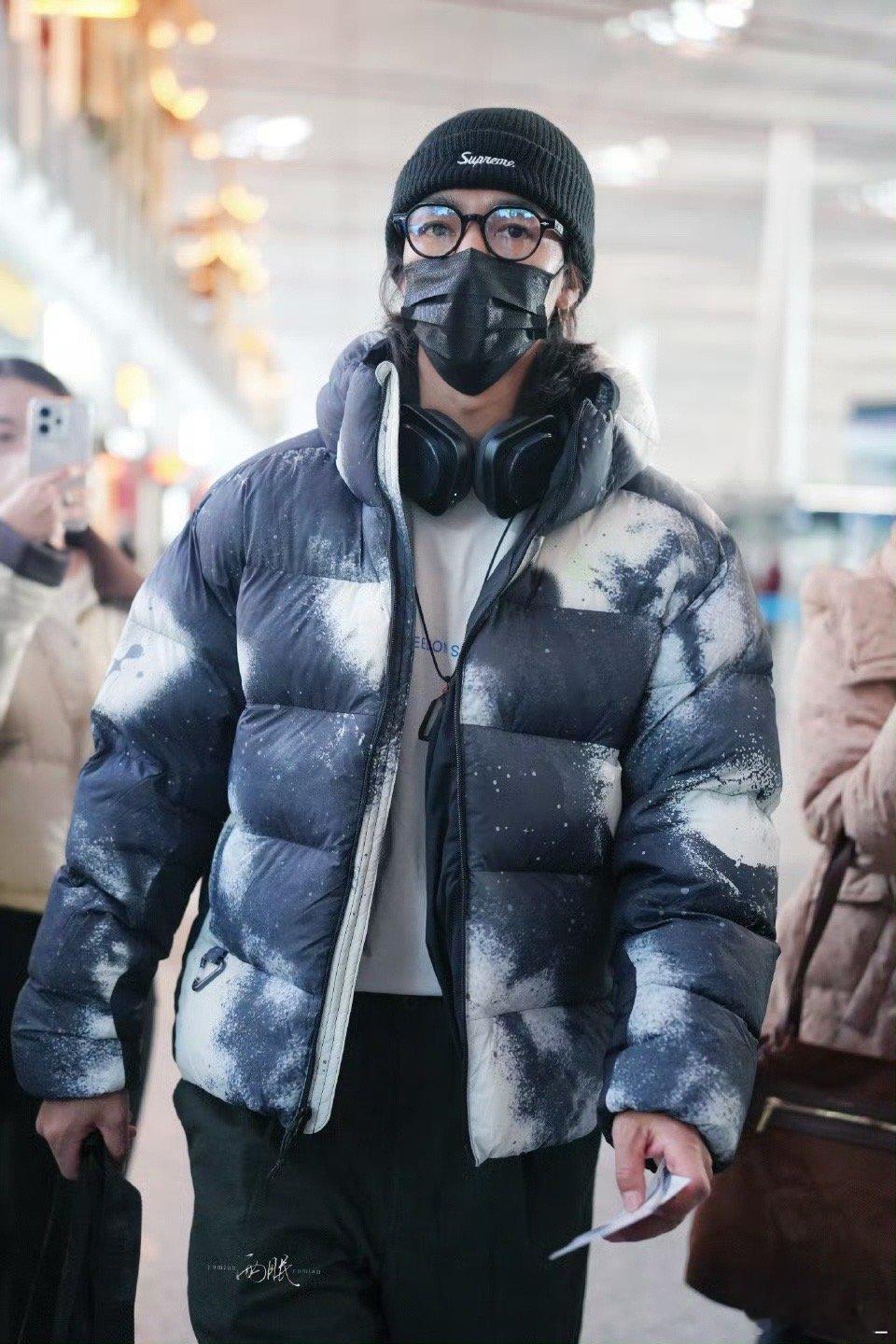 此沙出发尖叫之夜 此沙出发尖叫之夜路透来啦，此男状态极佳，真的好期待他明天的表现