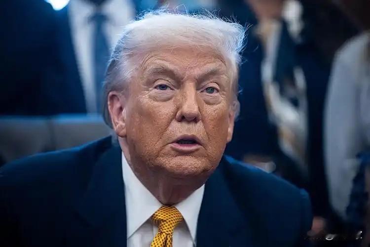 特朗普最近在社交平台上放出狠话，说要对中国出口到美国的所有商品加征高额关税，理由