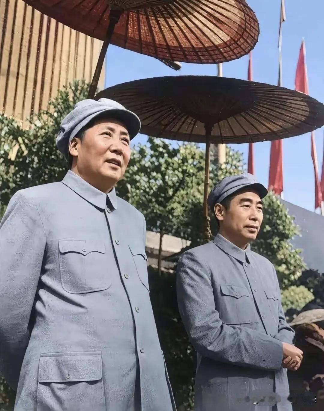 社会主义就是人民当家作主人，没有贫富之分，人人平等，实行共同富裕。