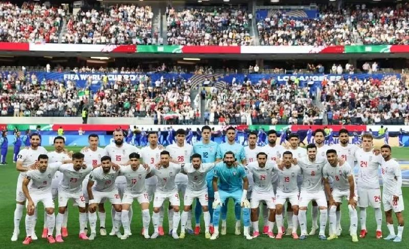 伊朗队没进26世界杯，塔雷米也没骂FIFA，更没所谓“被赶去蒂华纳”。

这事根