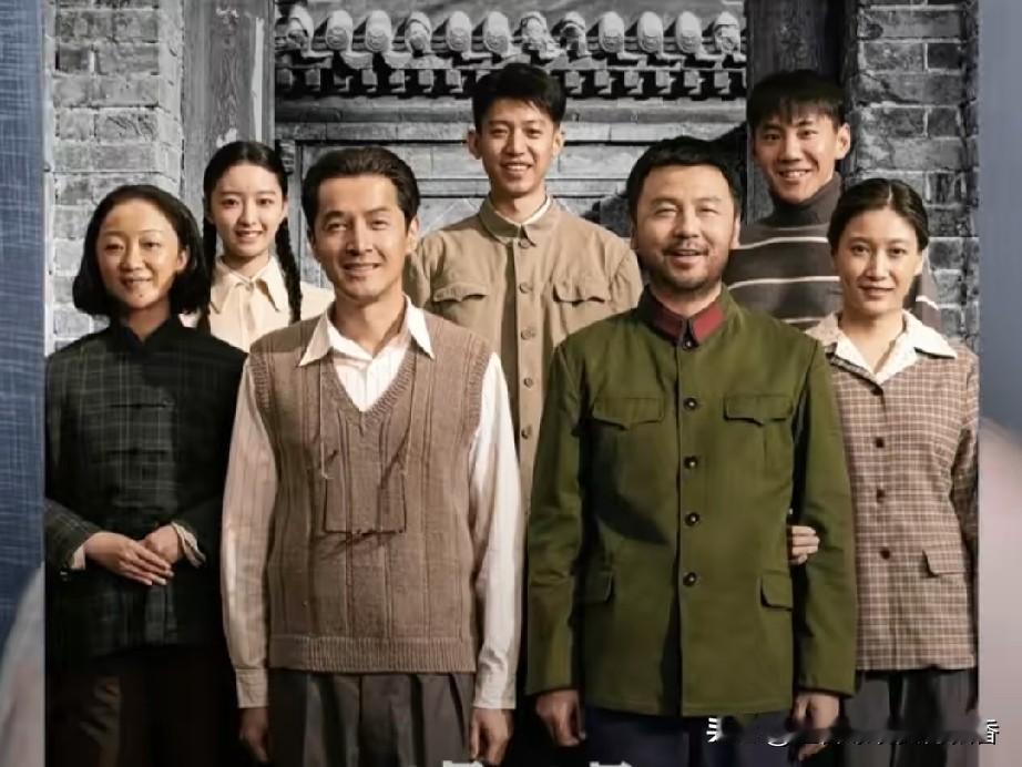 今天，我观看了冯小刚导演的电影《抓特务》。不得不说，这部电影拍得相当出色。以往，