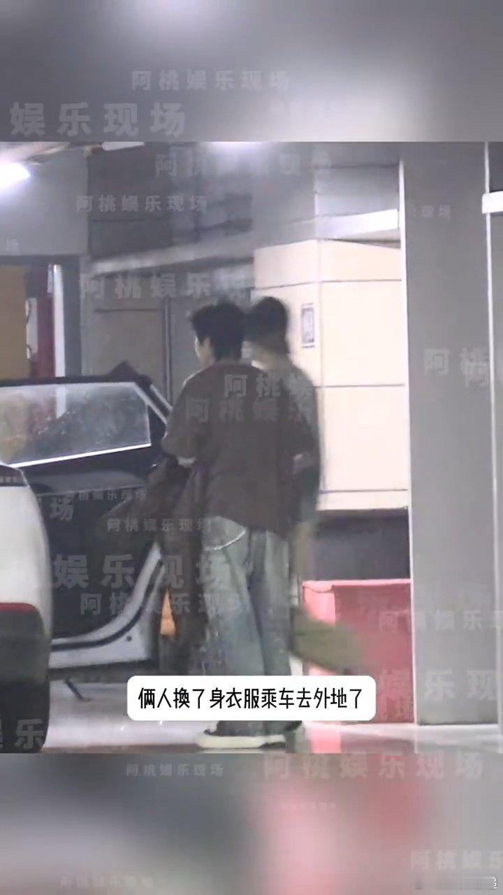 刘轩丞酒店探亲后续刘轩丞又跟兄弟接俩北电女生 ​​​嗯嗯 ​​​