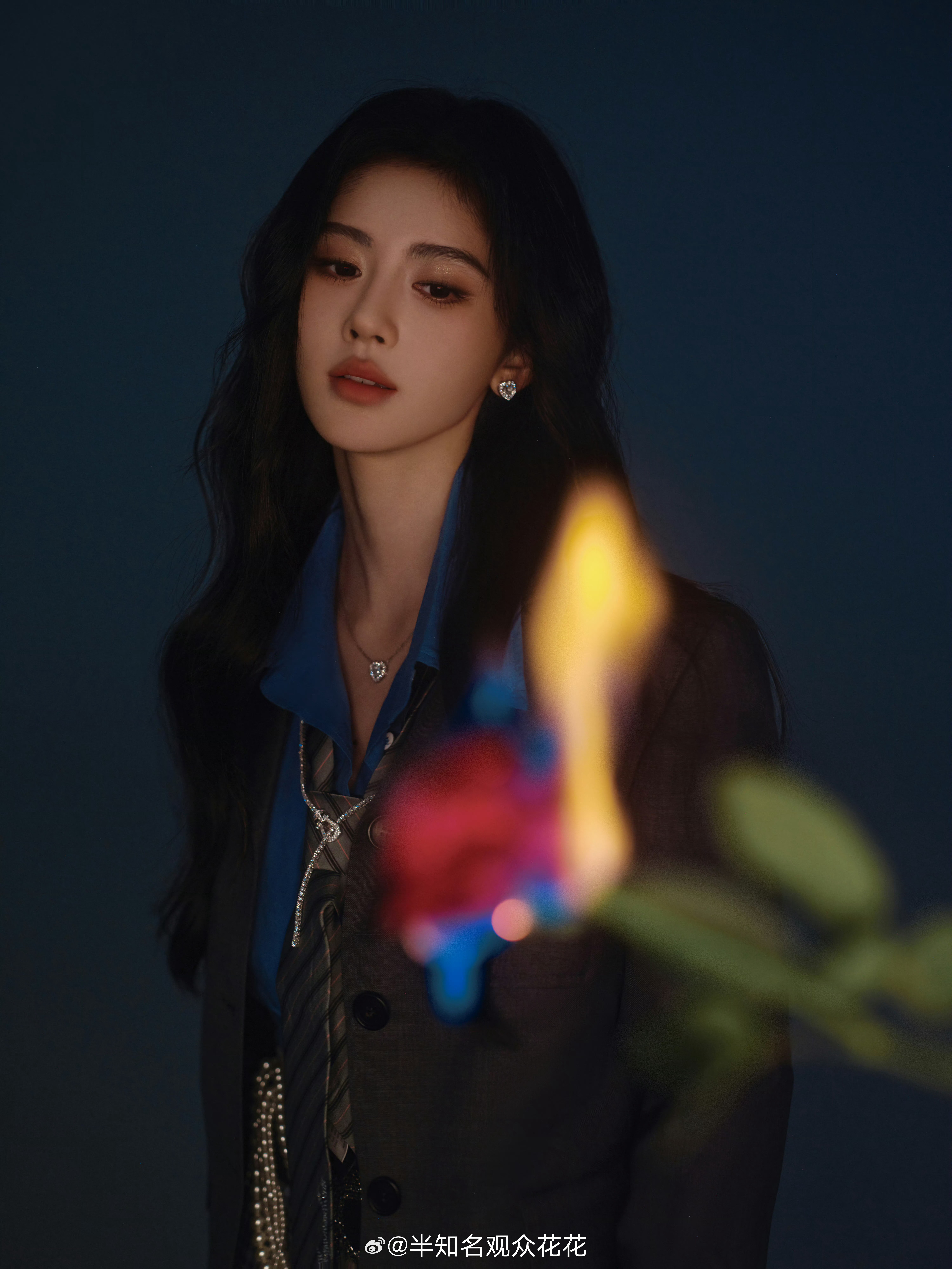 鞠婧祎好漂亮😍鞠婧祎QQ音乐巅峰之夜造型鞠婧祎藏青色学院风制服