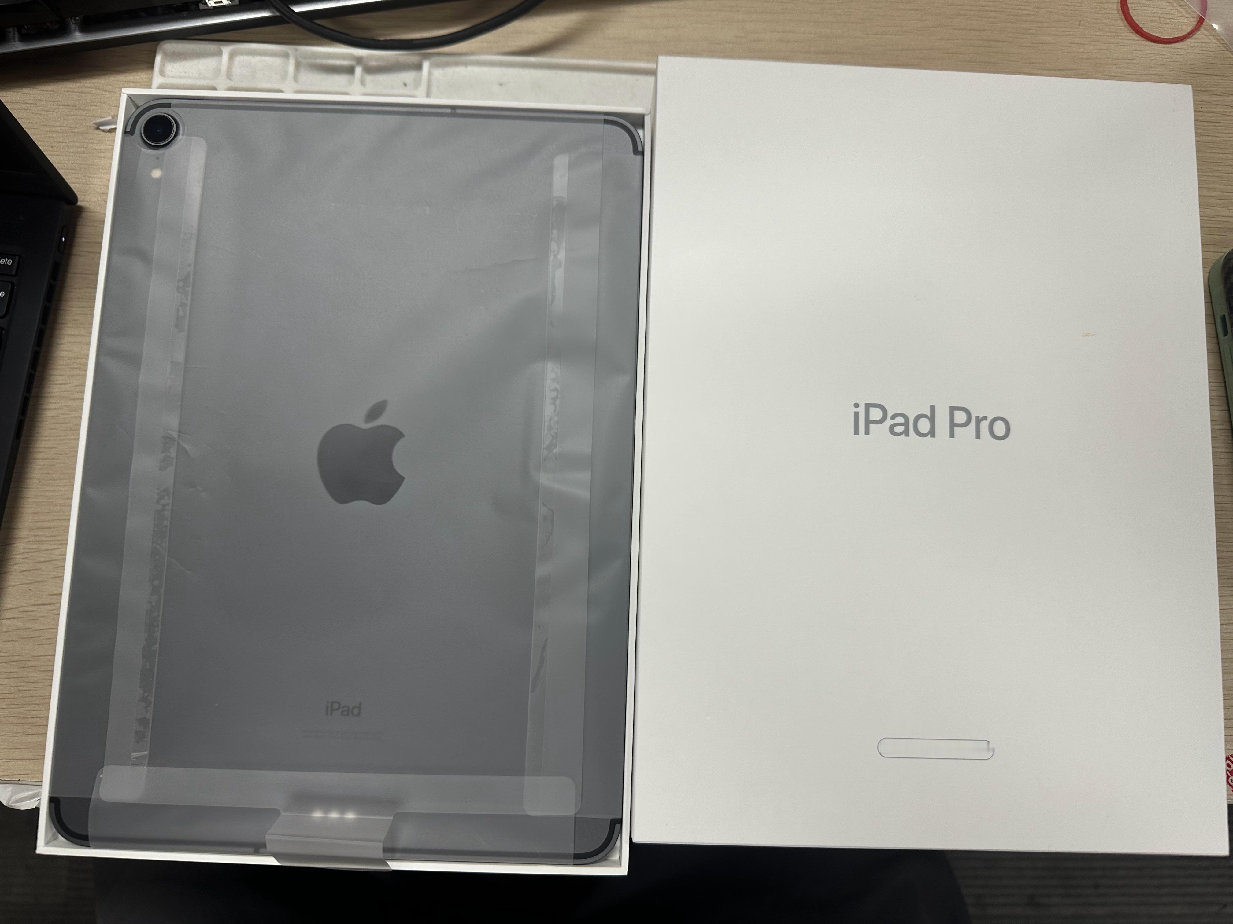 活久见……现在还能收到带保修的18款iPad Pro，还是上个月激活的[允悲]不