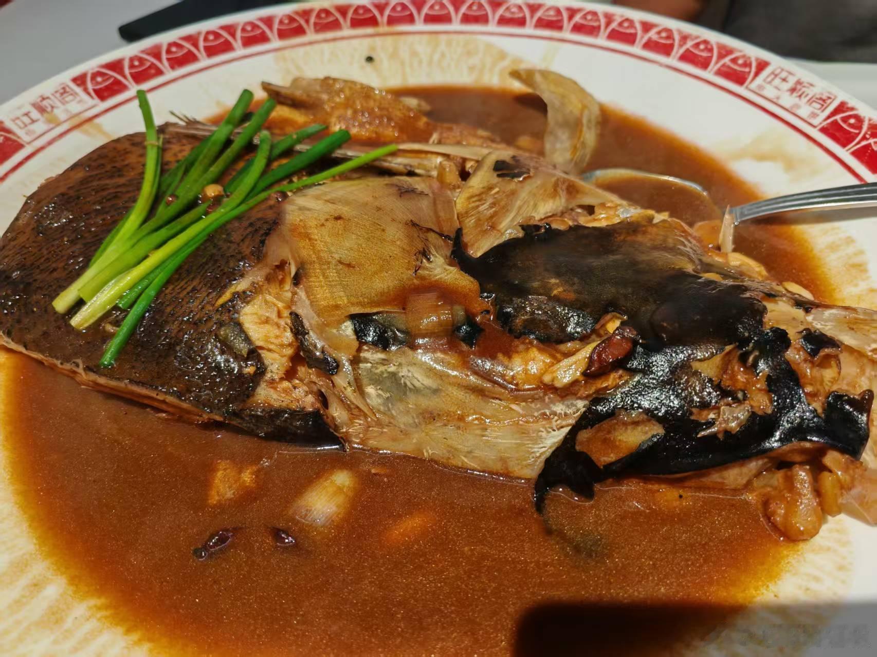 江哥看完《三国第一部：争洛阳》很激动，说：“看得我都想冲上战场打仗了，你们河南人