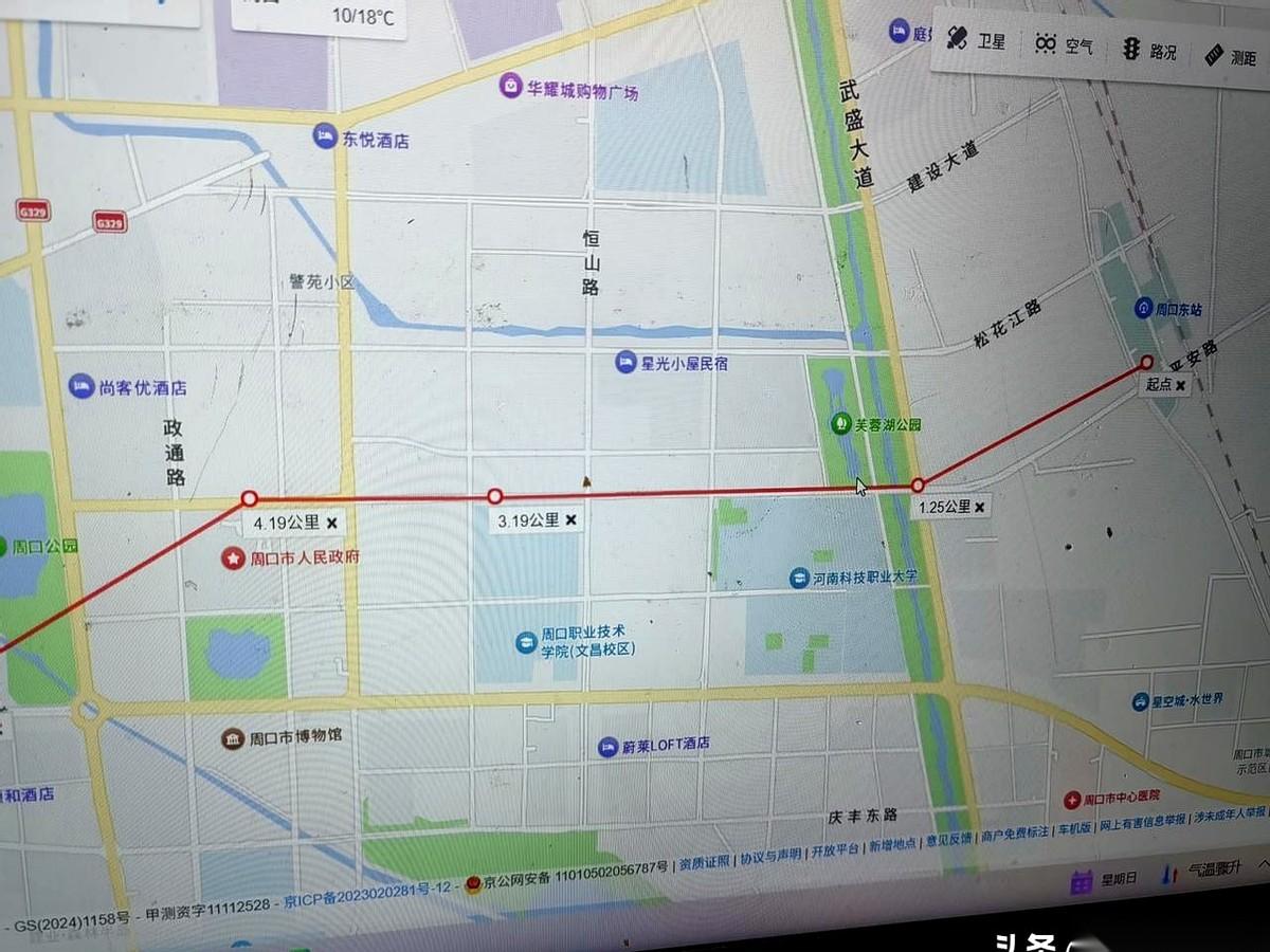 刷手机刷到这张图，心脏漏跳了半拍。
我第一反应是：咱家，终于要有地铁了？！
激动
