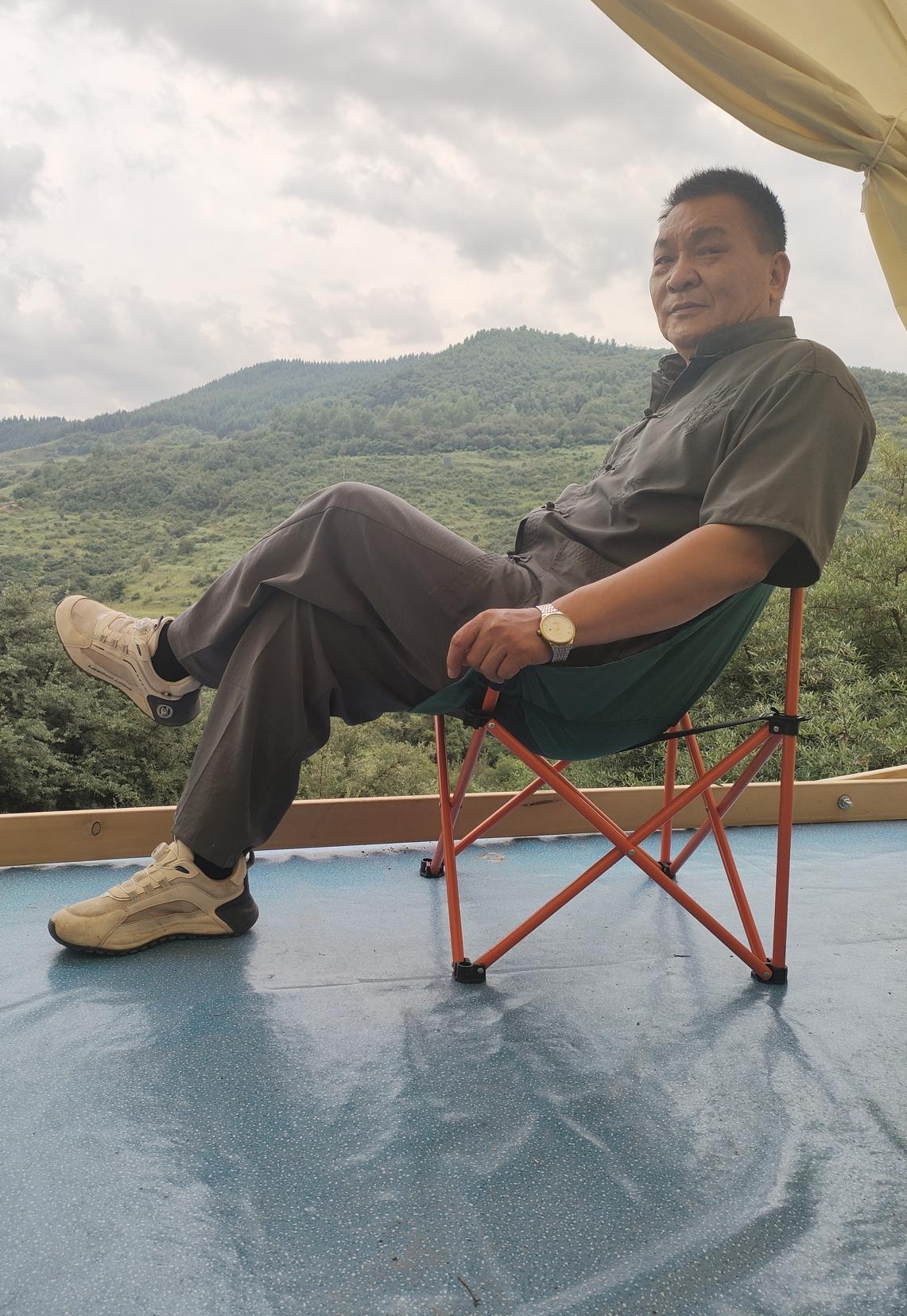 “全时待战，随时能战。”这八个字，今天直接冲上热搜。

不是演习，不是口号，而是