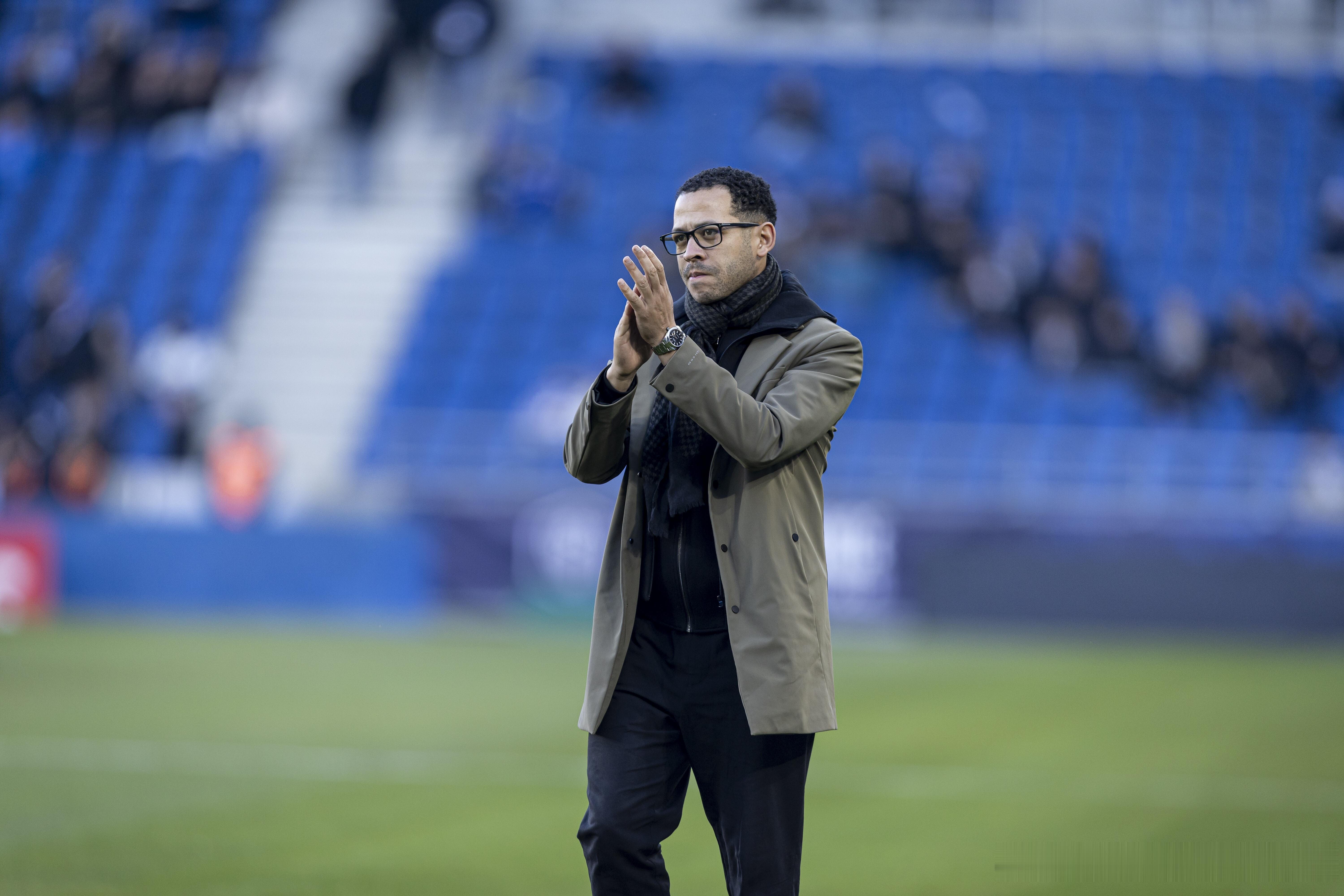 1月7日法国媒体报道，在主帅罗塞尼尔突然跳槽至切尔西后，斯特拉斯堡球员大多没有向