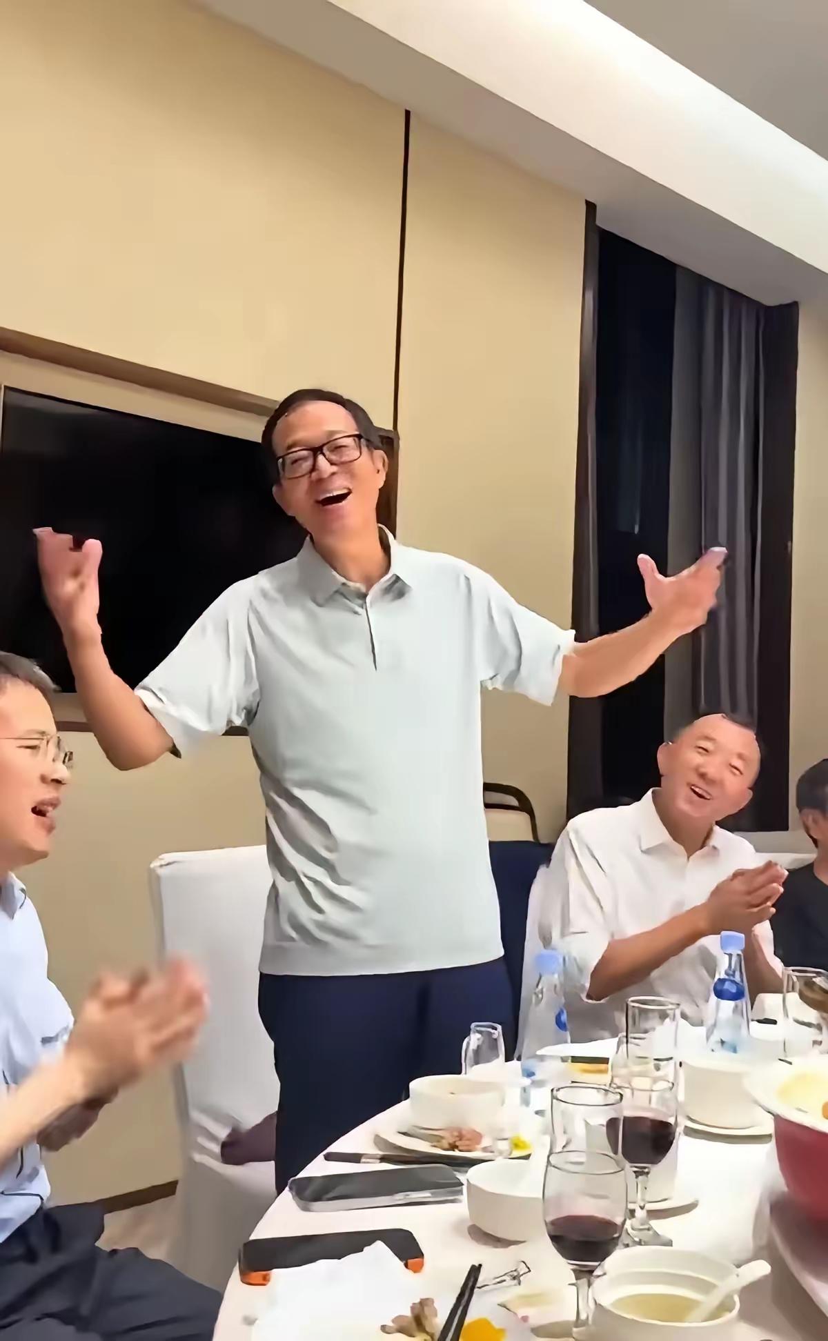 怎么感觉俞敏洪才是最后的赢家？

第一，去主播话好像完成了，大家买东西不冲主播去