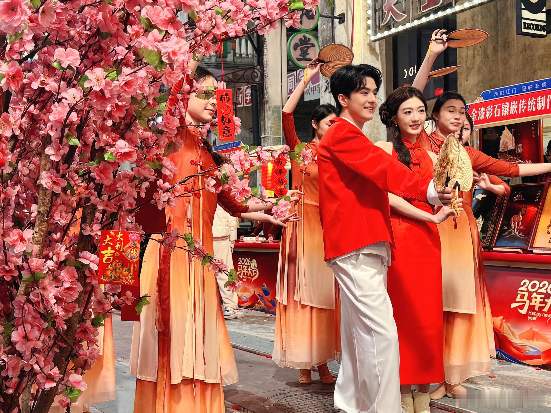 毓言cp毓言cp 毓言赤坎录制偶遇来啦 