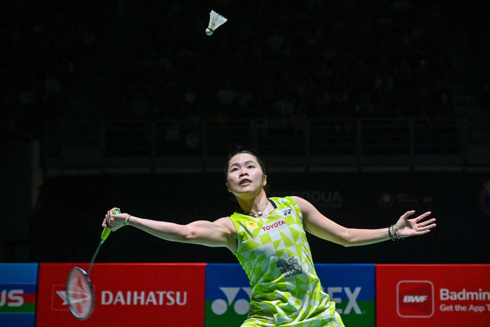 因达农🇹🇭 21-10、21-16 🇯🇵仁平菜月下轮：山口茜🇯🇵 v
