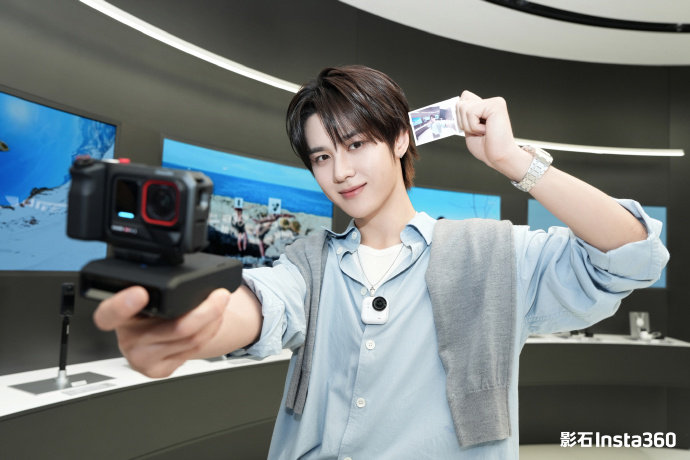 钱锟成立个人工作室了 钱锟成立个人工作室北京锟云文化传媒工作室~期待在内地的个人