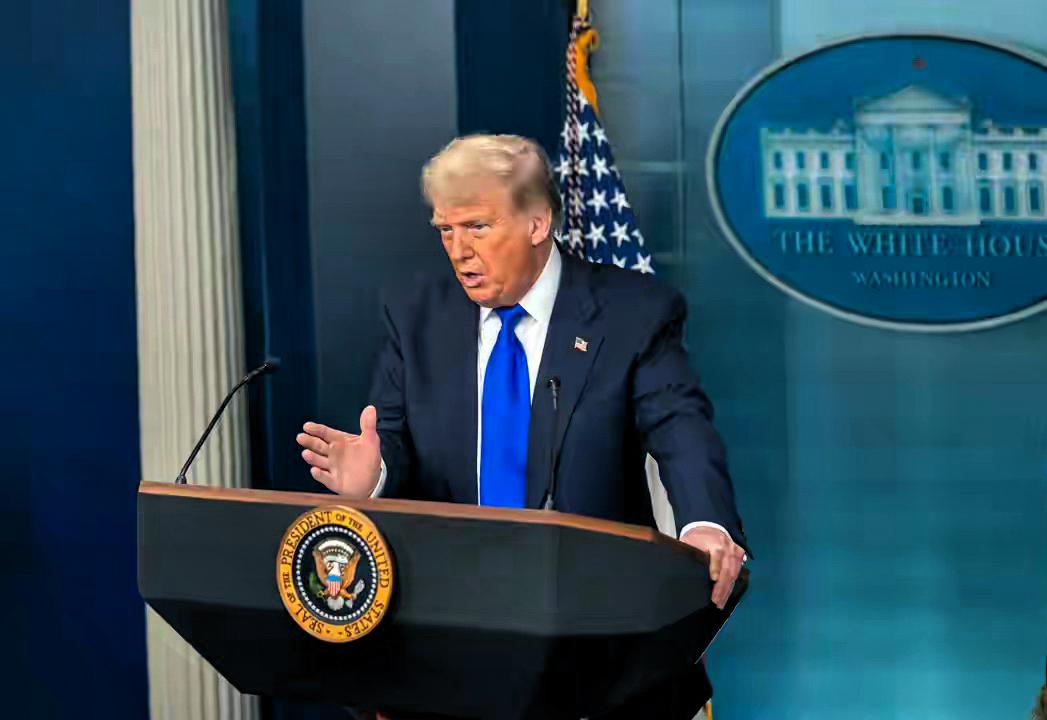 英媒：美国打出了一个日益强硬的伊朗。

4月25日，巴基斯坦官方消息人士透露，与