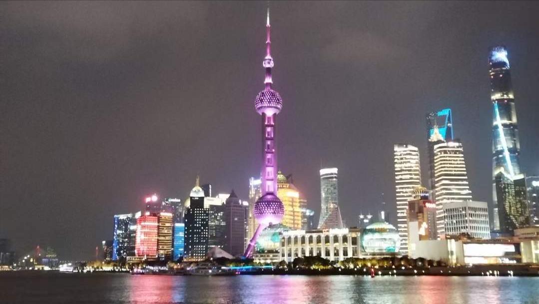 假贷款、保险之名行财富掠夺之实，就违约金按照8:2的比例分赃——某银行与某保险公