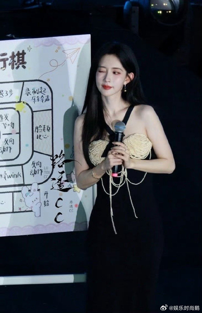 孟子义去哪进修了唱歌 反差感直接拉满！曾经被调侃唱歌的演员孟子义，现在无耳返开麦