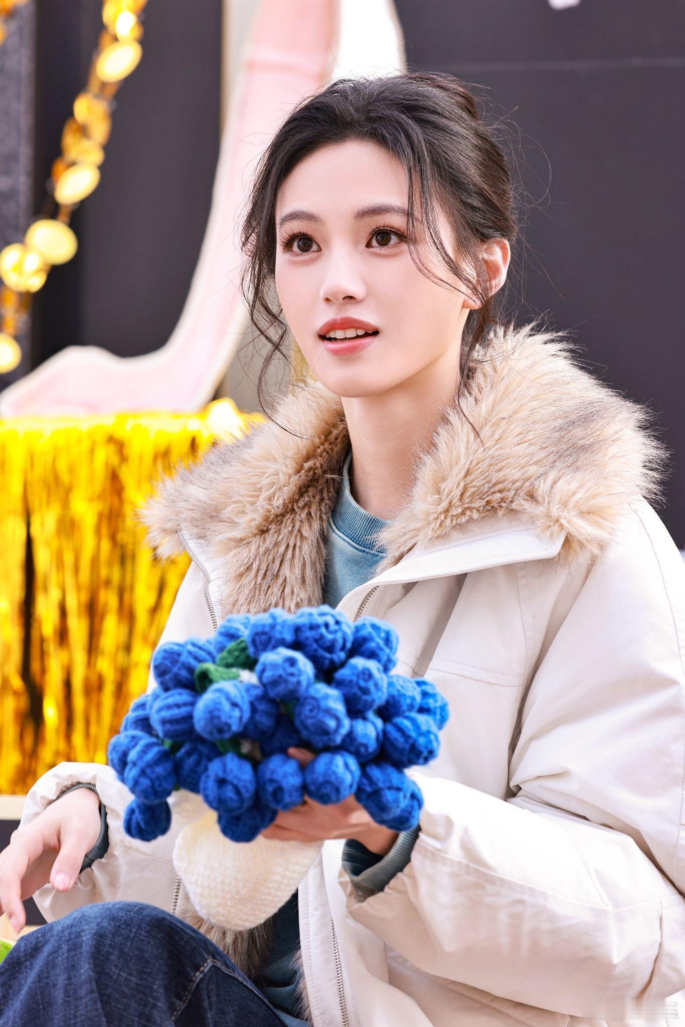 终于轮到沈羽洁上桌了 她的努力和进步大家都看在眼里，从《民国大侦探》到《不二之臣