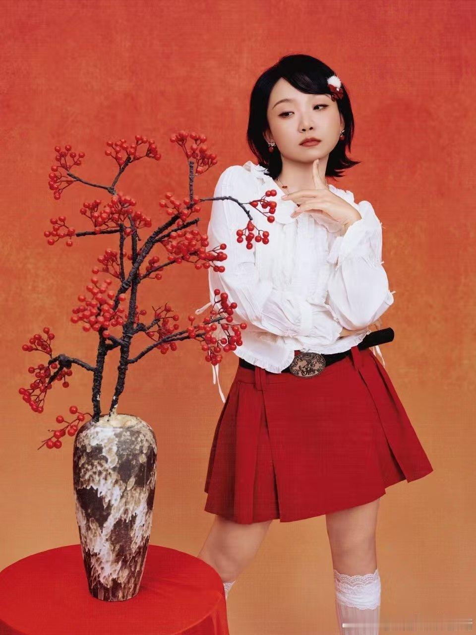 辣目洋子这么瘦了辽宁春晚 瘦下来的辣目洋子，气场全开，星光熠熠 