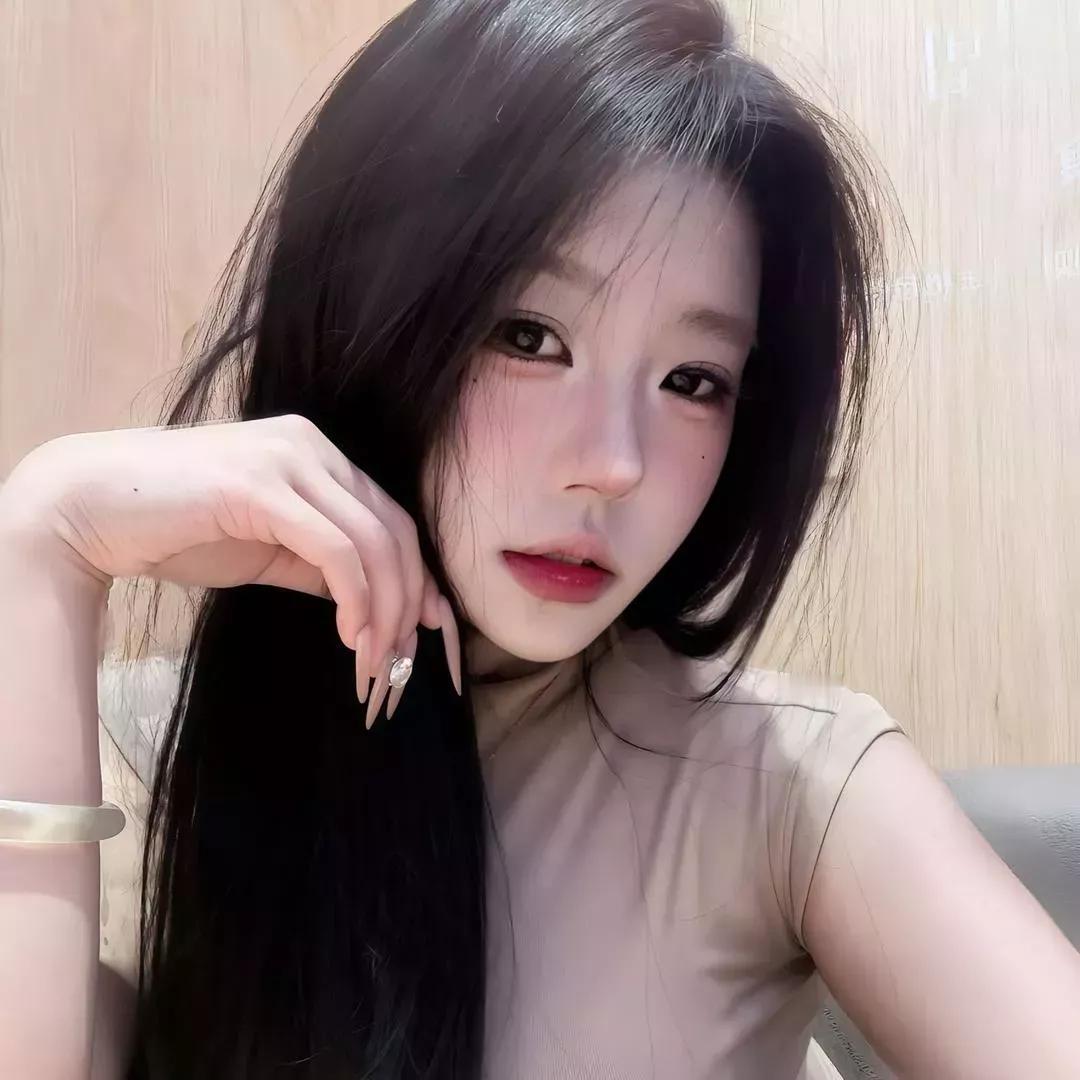 甜美黑发少女，轻松自然妆容清透少女感妆容 温柔甜美风妆容 元气甜妹妆容 自然粉嫩