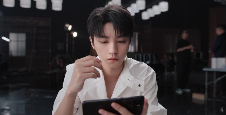 #娱乐[超话]##王俊凯保姆级队友# 谁打游戏的时候不想有一个王俊凯这样的保姆级