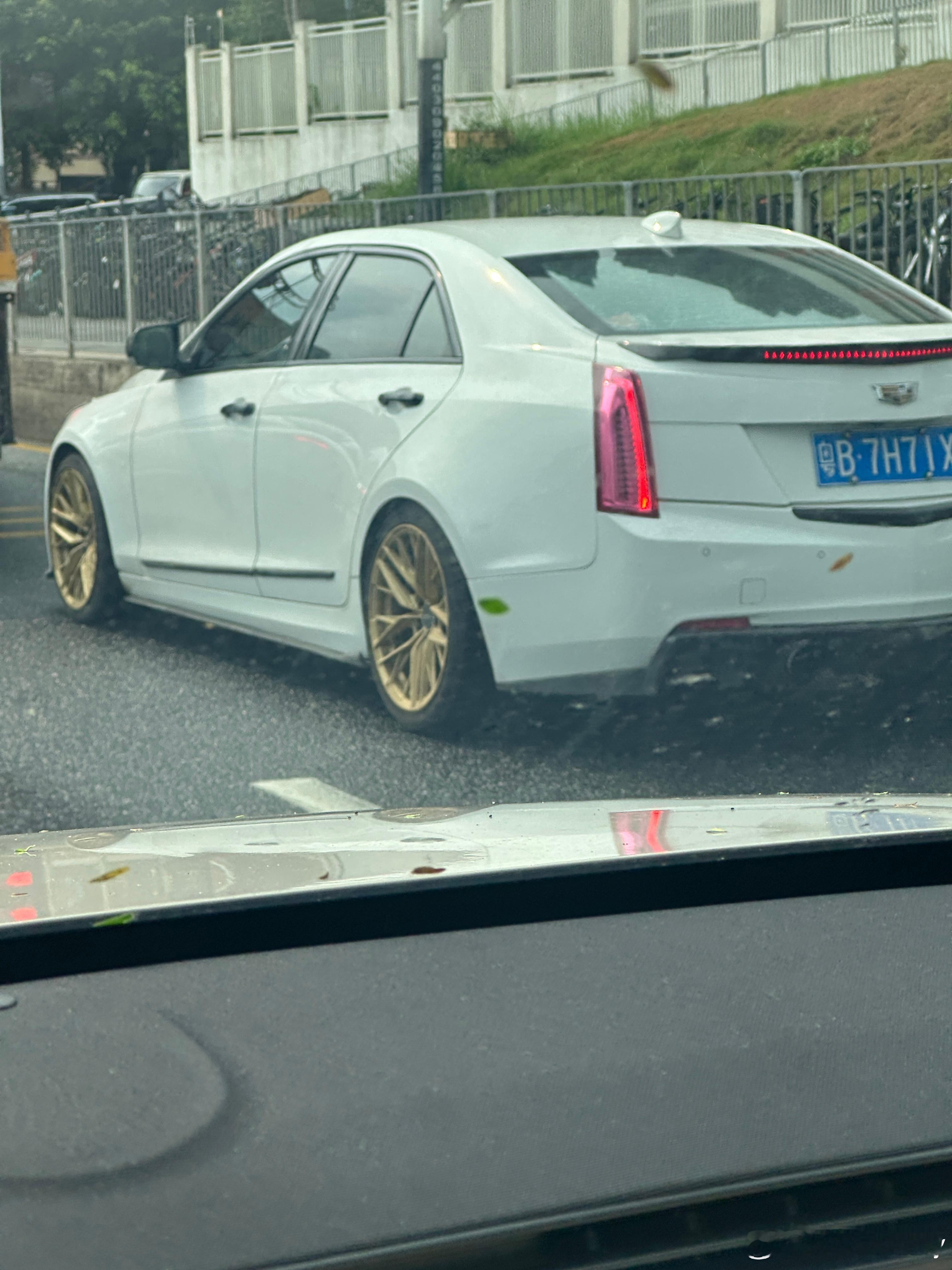 凯迪拉克中的一股清流 深圳
