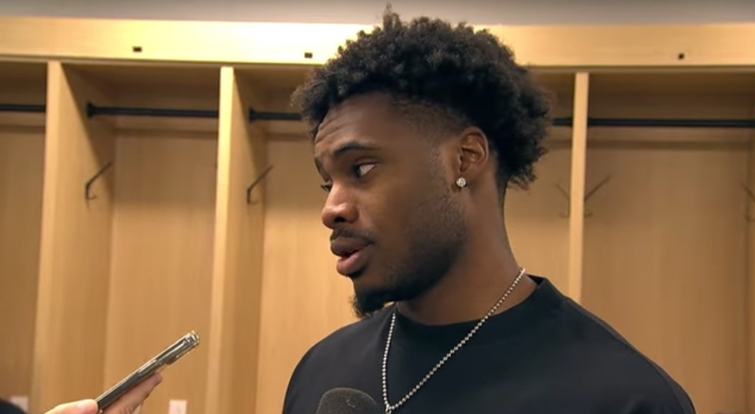 球队是否对本场比赛有紧迫感？米切尔：我不觉得我们轻敌了，但很显然我们一开始就给了