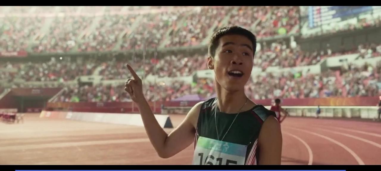 网友投稿：网友今天看了一部电影《妈妈的神奇小子》，讲的是中国香港运动员参加北京残