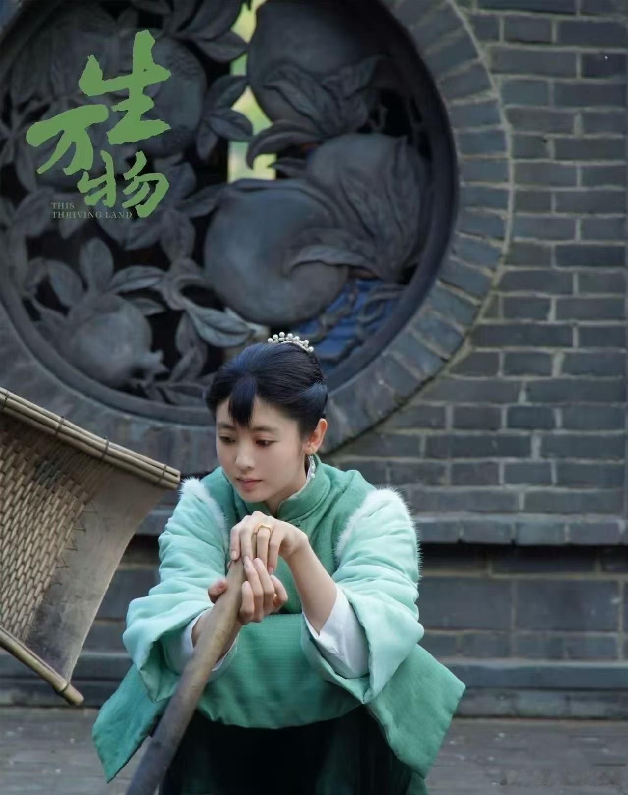 邢菲宁苏苏没被提名今日白玉兰提名一出，生万物入围多项奖项可谓神仙打架，替邢菲演的