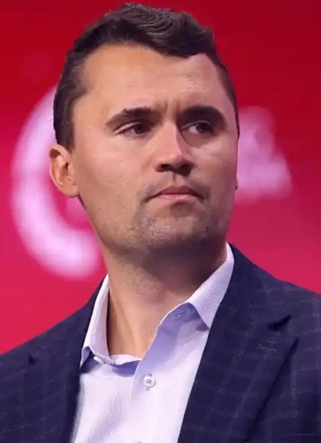 查理·柯克（Charlie Kirk）被枪杀，这件事与人性无关！是纯粹的政治斗争