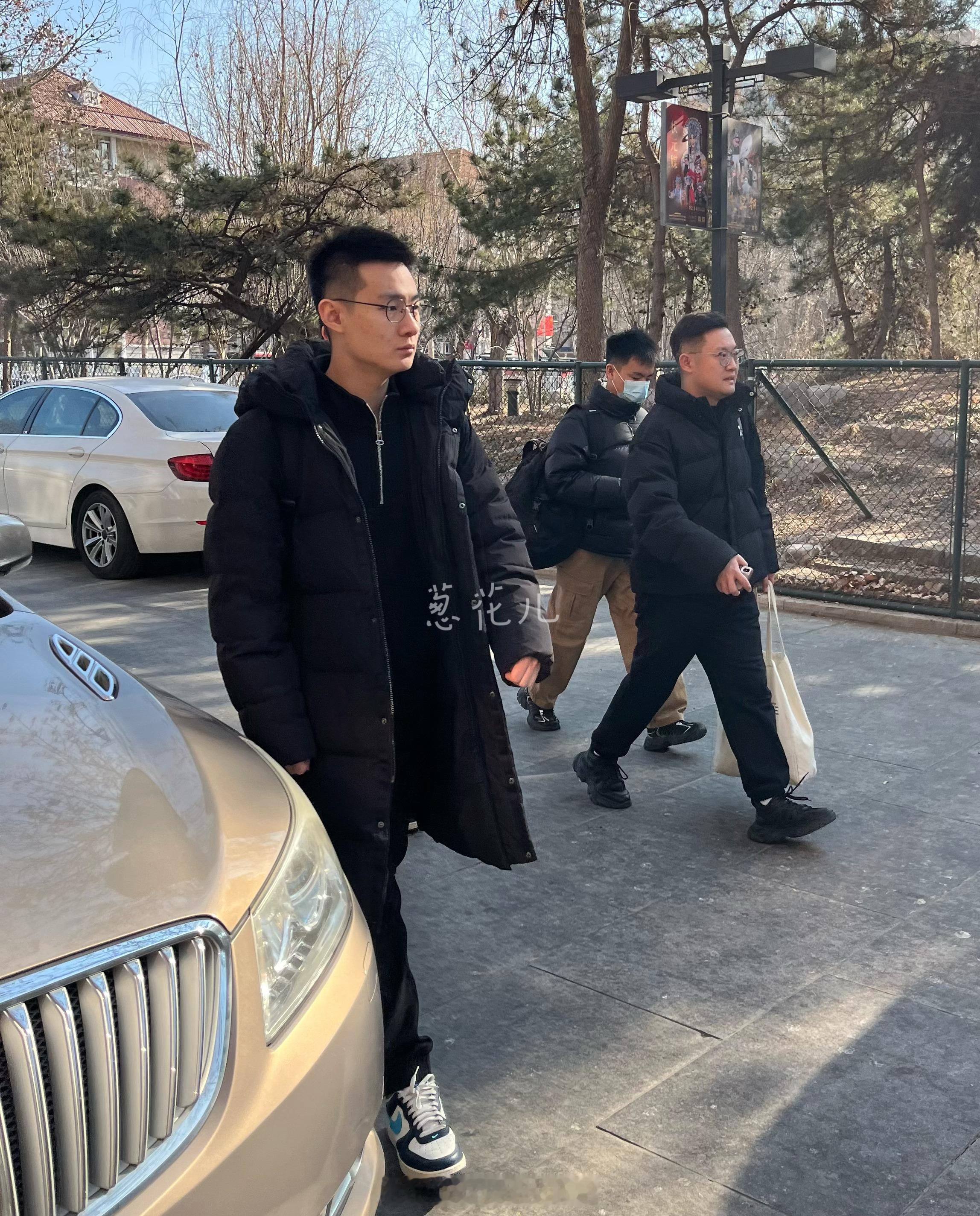 20250121 天津·中华剧院《相声演义》部分演员上班📷 