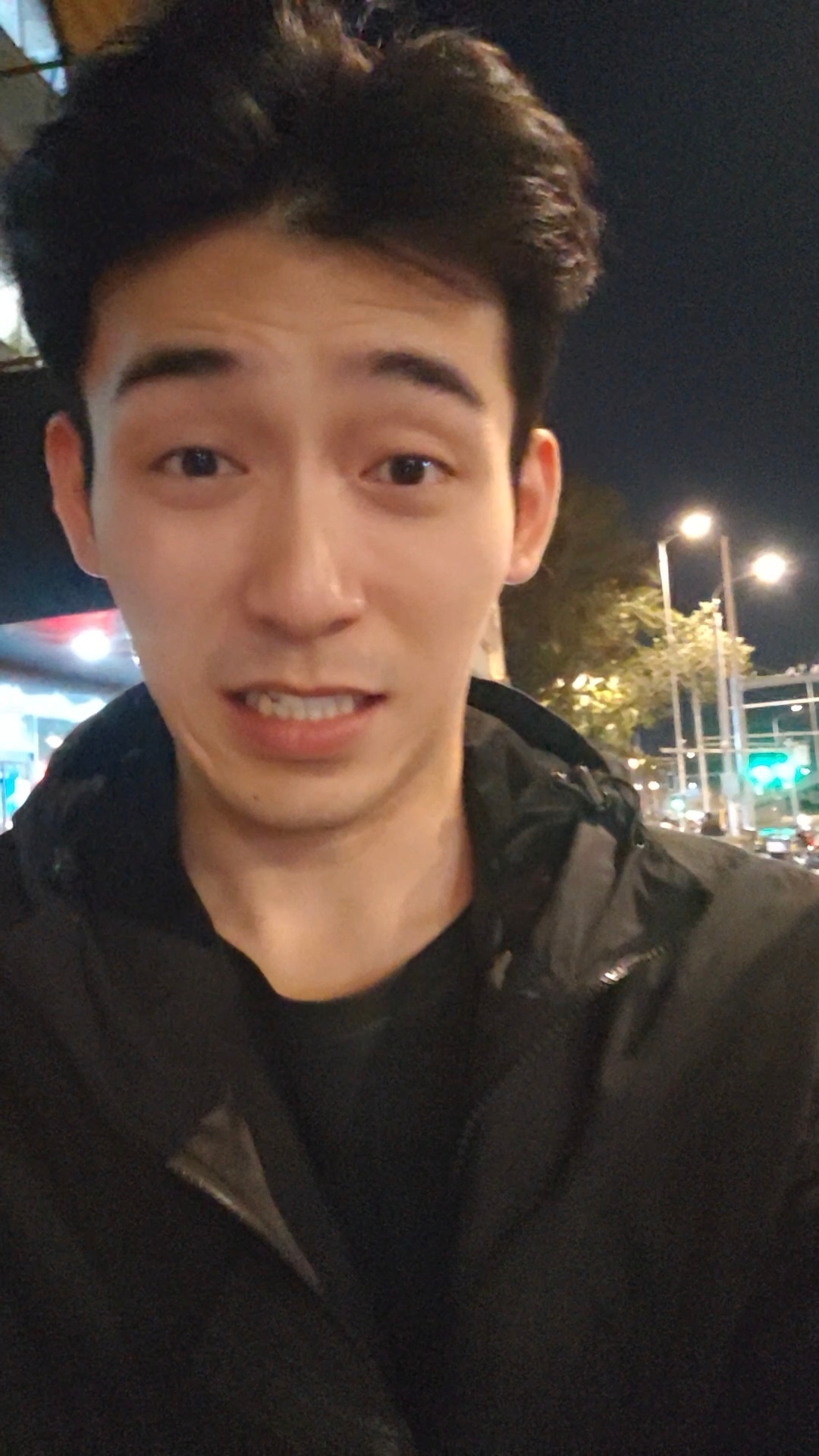 以防你不知道北京晚上风有多大 ​​​