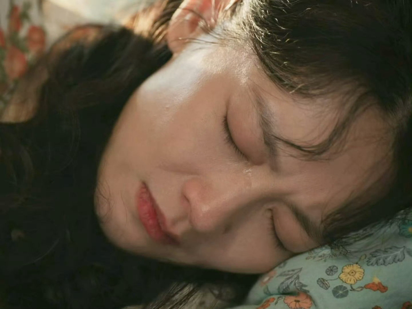 看昊宇这段戏的时候我直接头皮发麻！从眼眶泛红到眼泪滑落，每一个微表情都精准踩在情